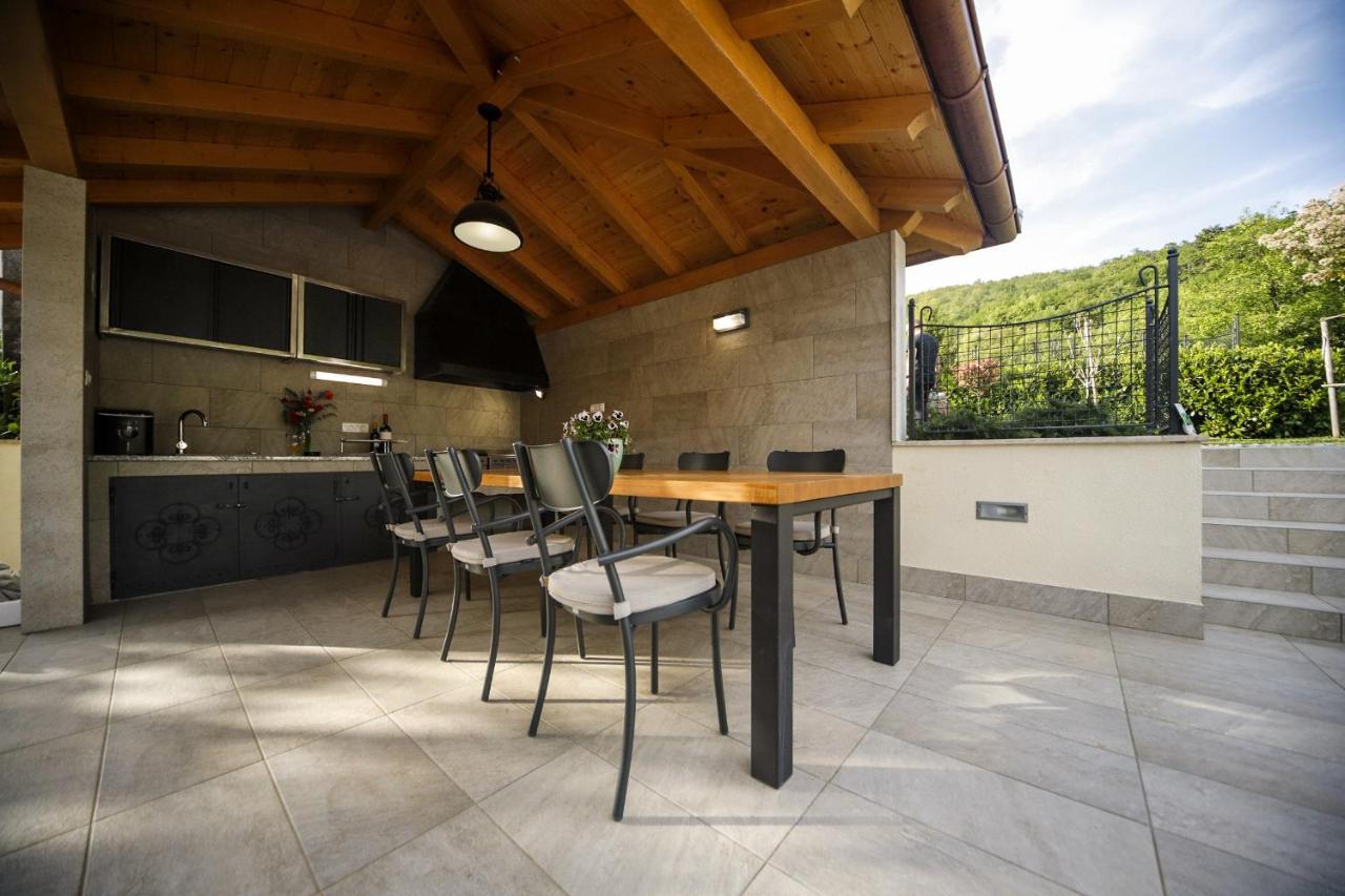 Villa Casa Tilia à Sapjane Extérieur photo