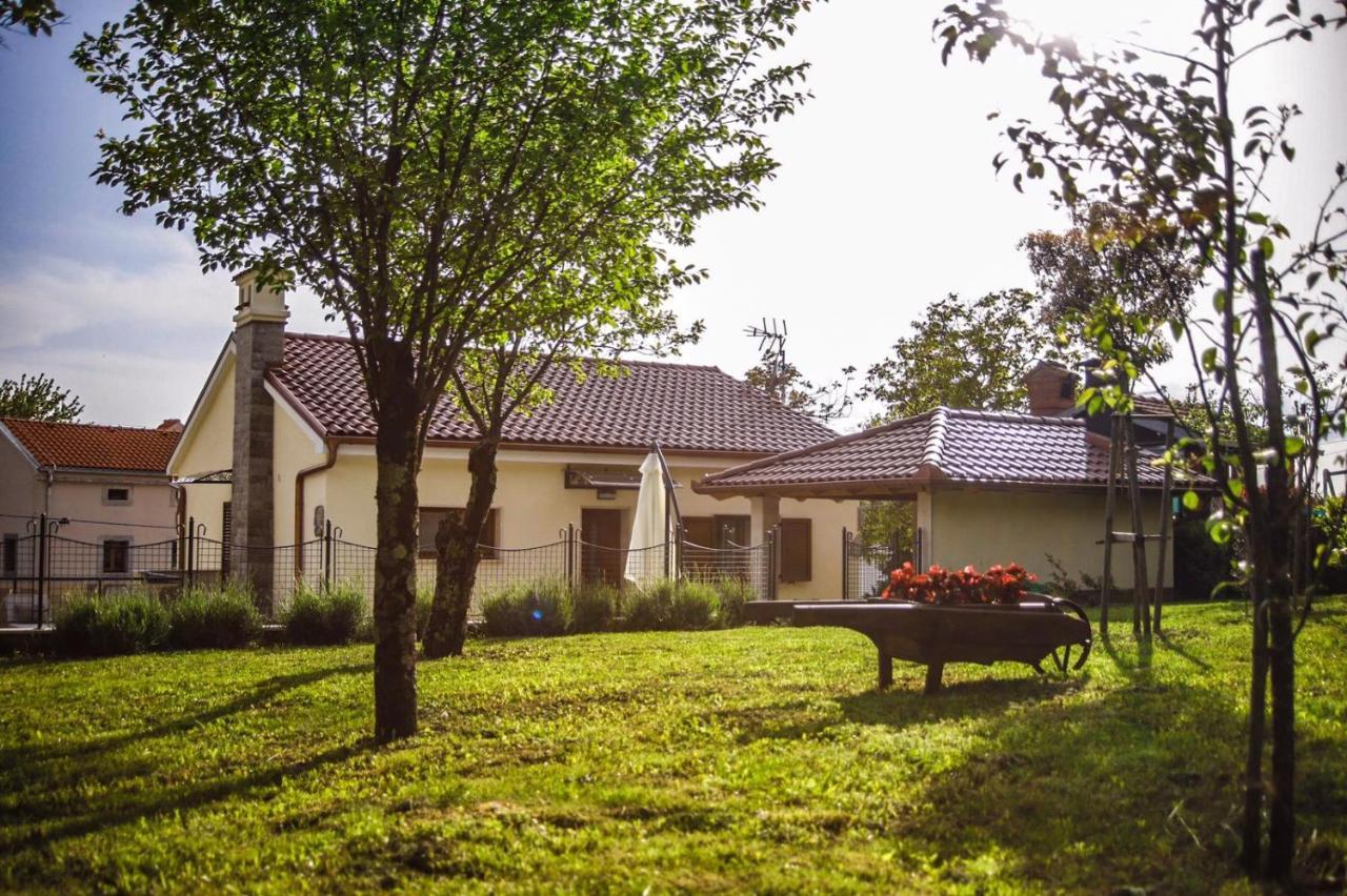 Villa Casa Tilia à Sapjane Extérieur photo