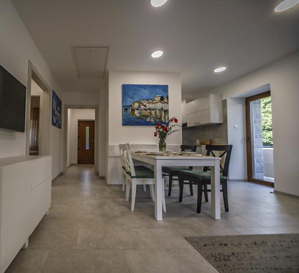 Villa Casa Tilia à Sapjane Extérieur photo